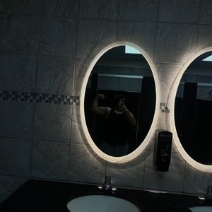 Meet your Posher, Joshua